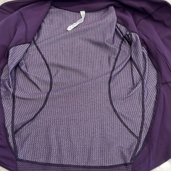 Lululemon | Precision Jacket | Chainlink Deep Zinfandel | Size 8 - Picture 14 of 16